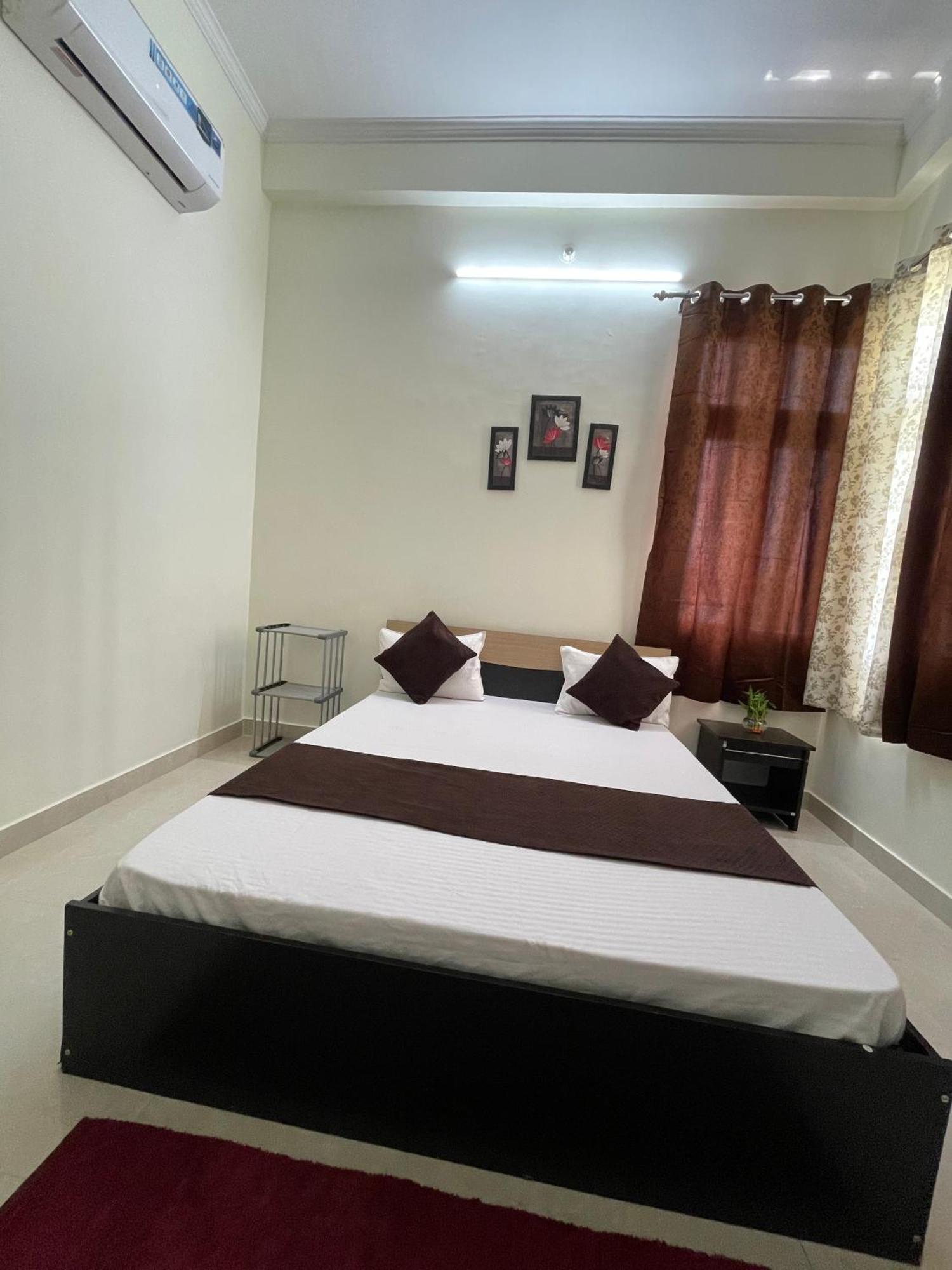 Atulyam Stays Sushant Golf City Lucknow Eksteriør billede