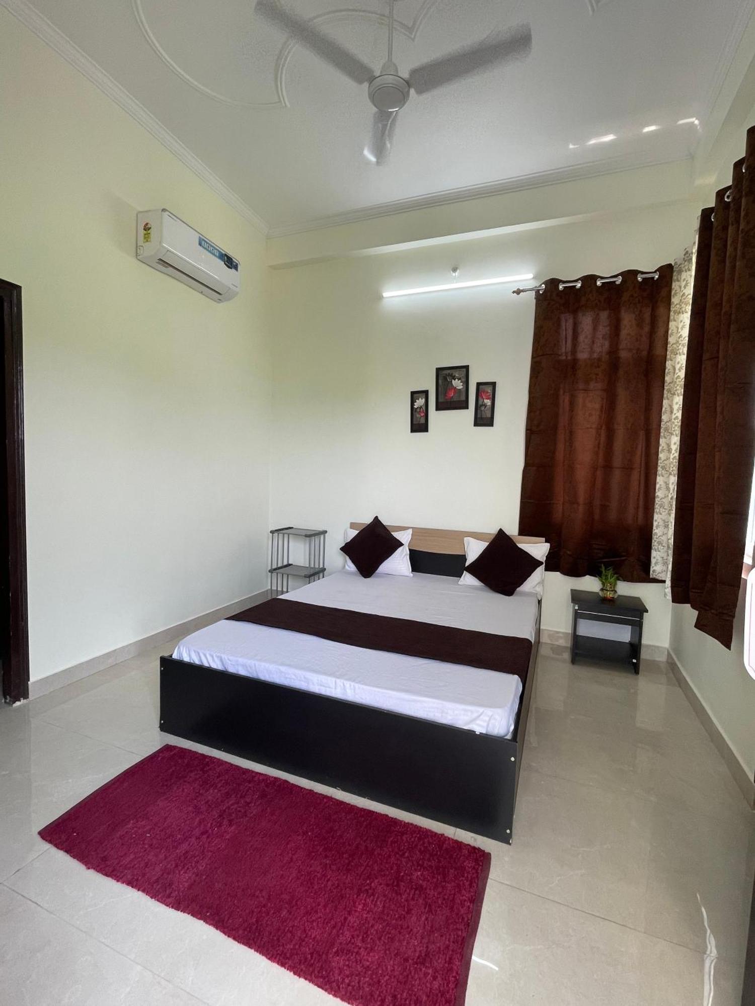 Atulyam Stays Sushant Golf City Lucknow Eksteriør billede