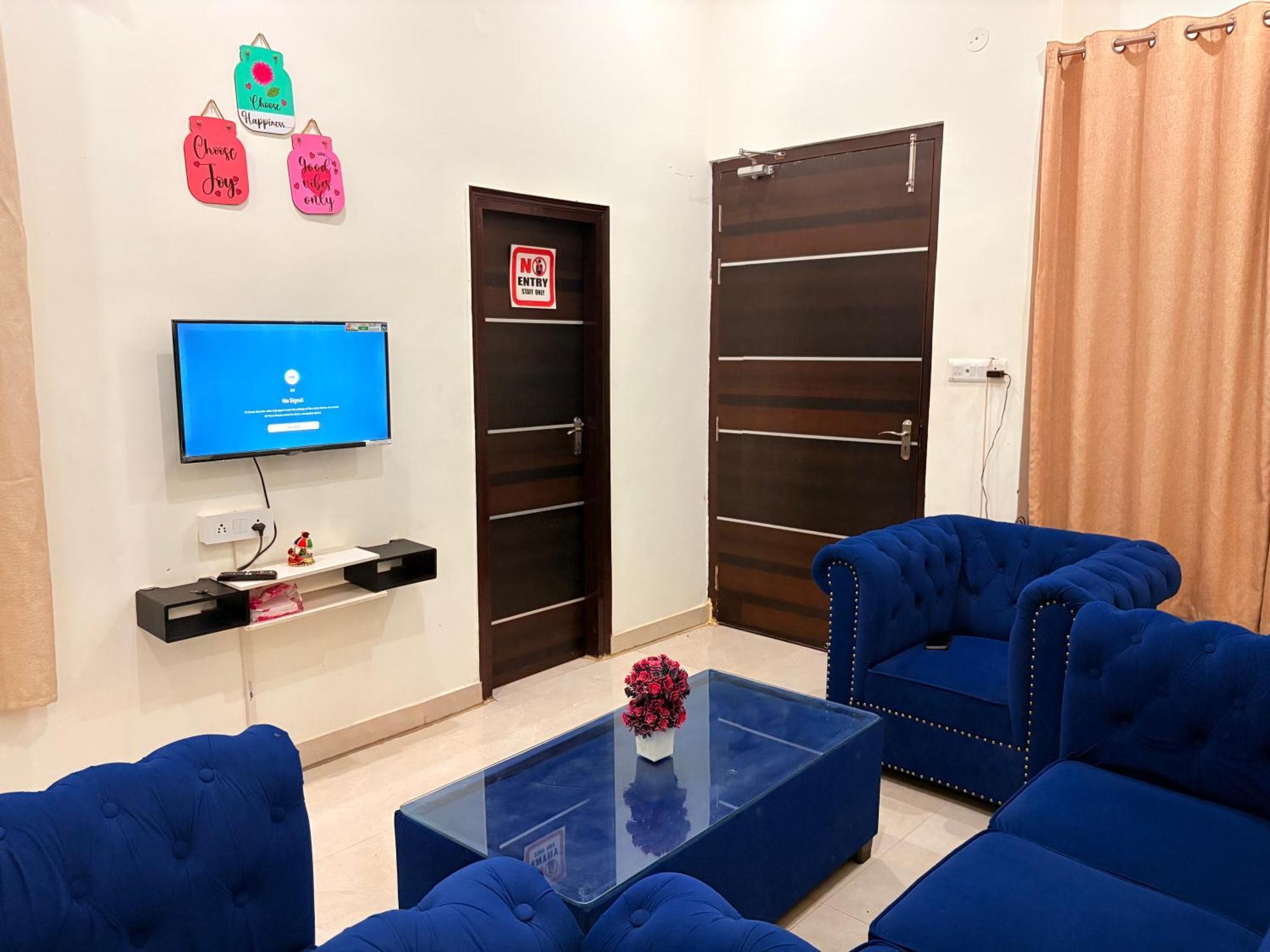 Atulyam Stays Sushant Golf City Lucknow Eksteriør billede